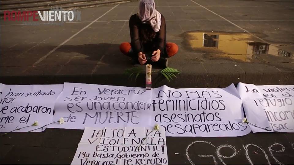 Protestan en Veracruz por asesinato de estudiantes
