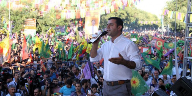 Detienen a líderes del principal partido pro-kurdo en Turquía
