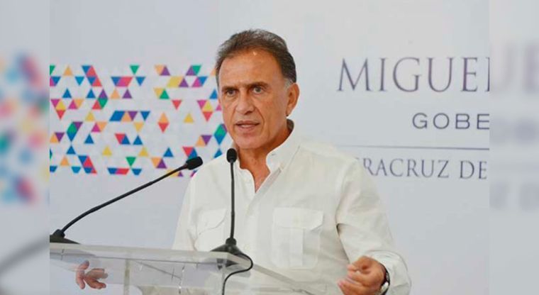 Presenta Miguel Yunes gabinete a un día de gobernar Veracruz