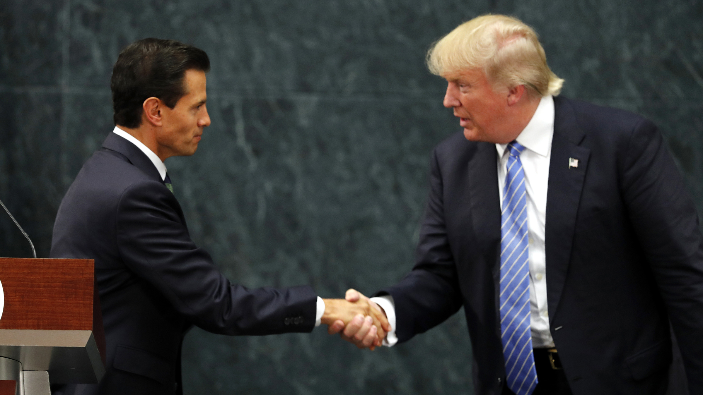 Responde Peña Nieto sobre construcción del muro