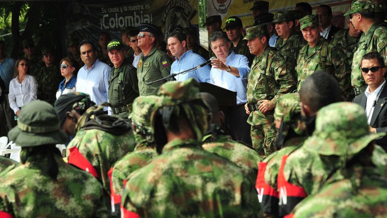 Reanudan diálogos de paz ELN y gobierno de Colombia