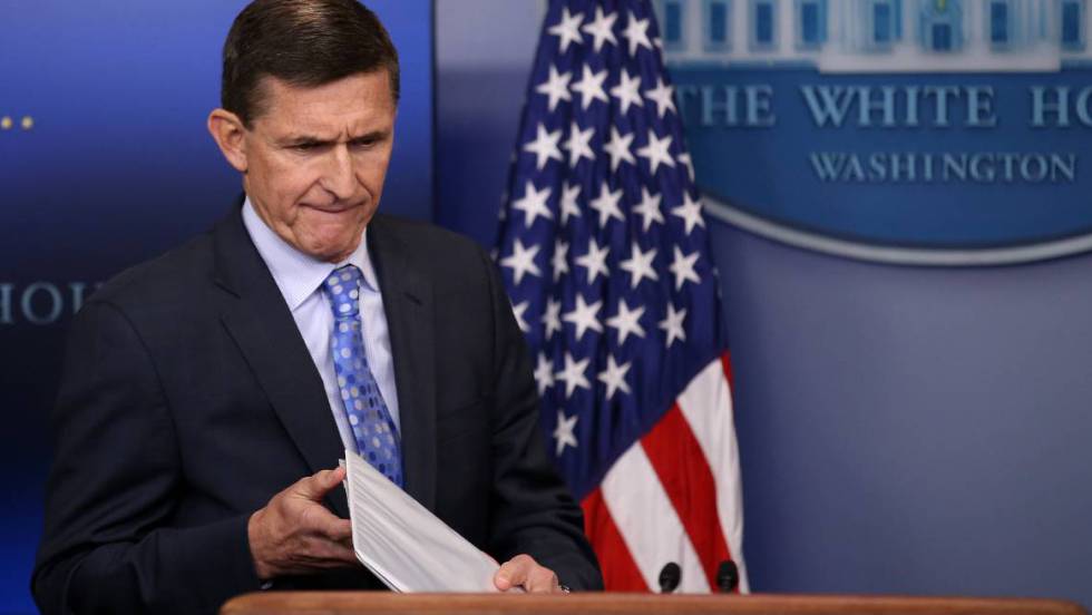 Renuncia Michael Flynn, asesor de Seguridad Nacional de Trump