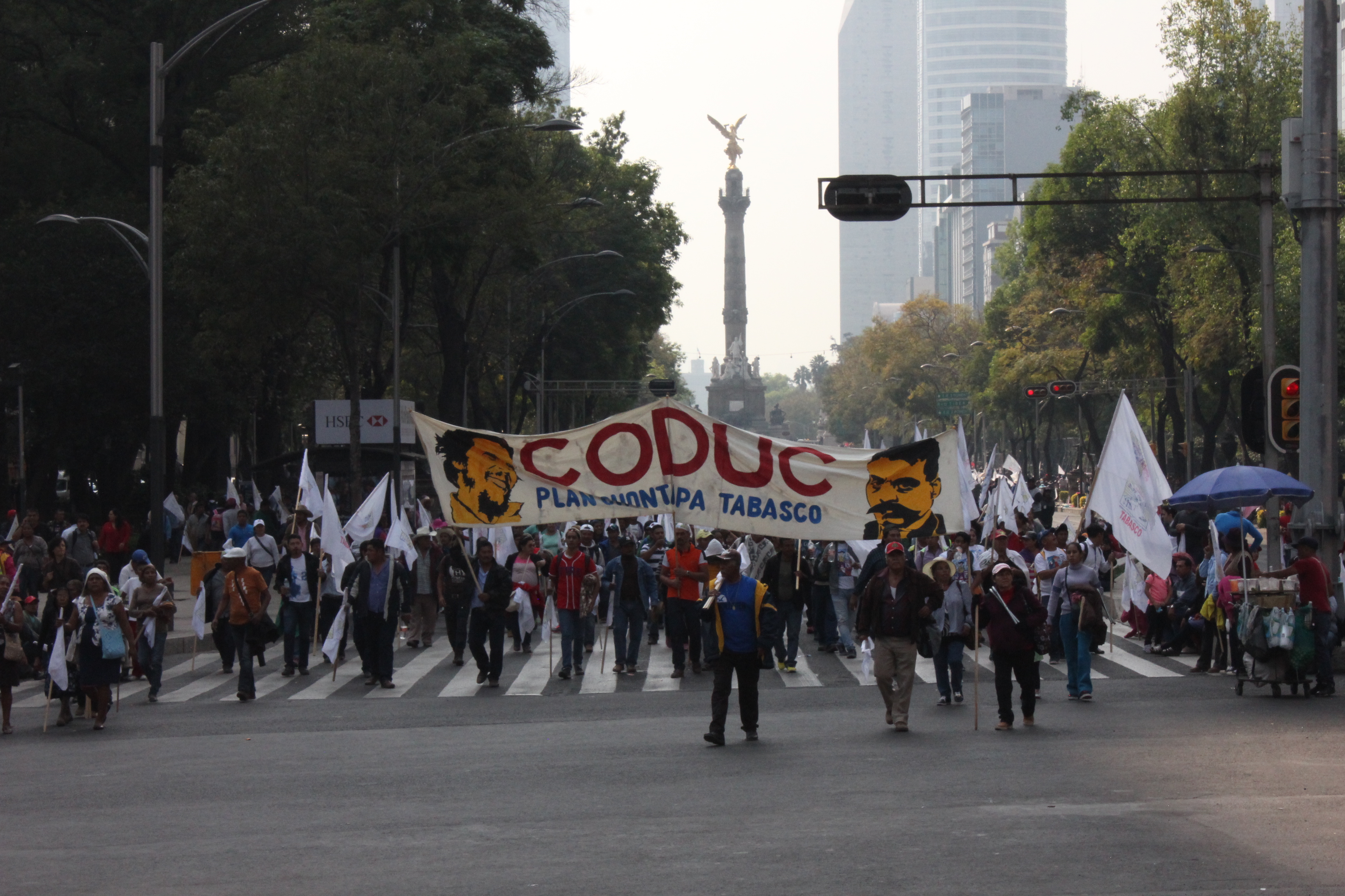 Protestan campesinos contra gasolinazo en CDMX