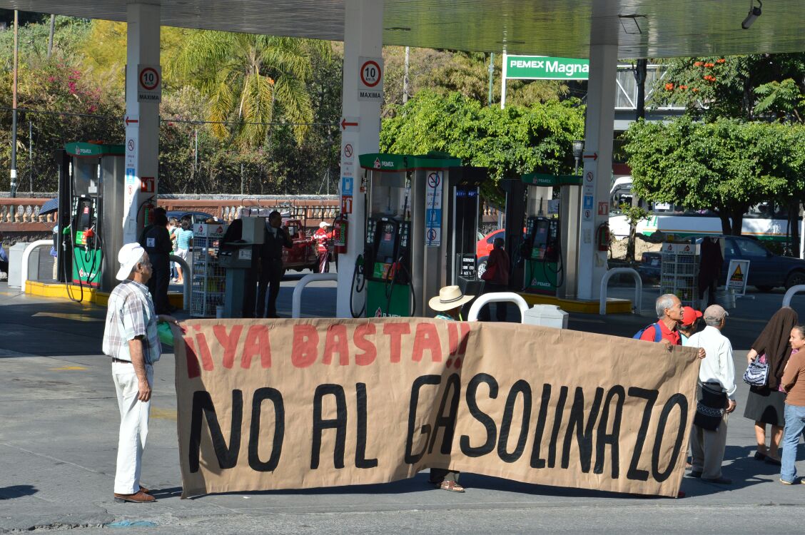 Continúan movilizaciones contra "gasolinazo" en todo México