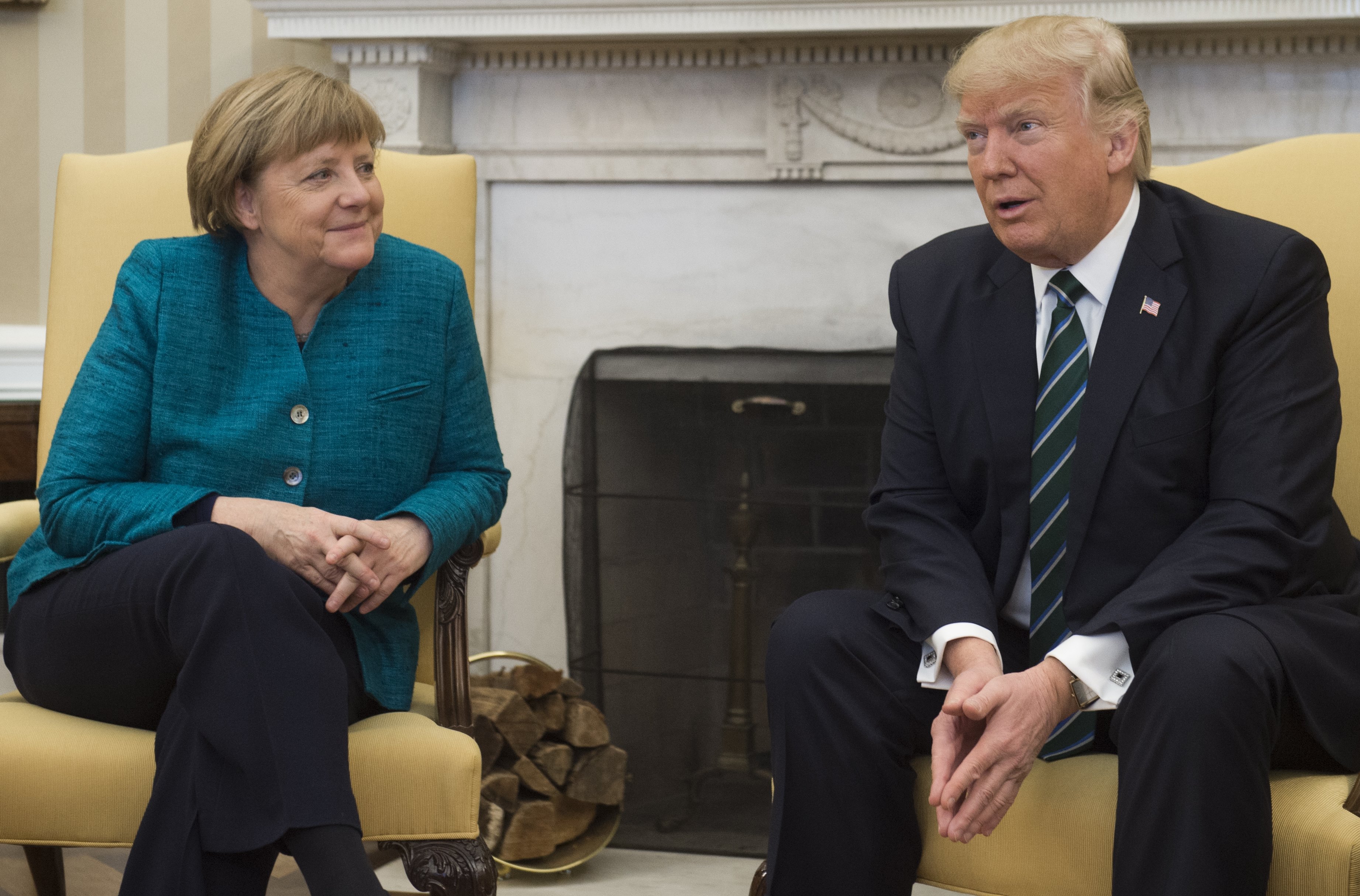 Se reúnen Donald Trump y Angela Merkel en la Casa Blanca