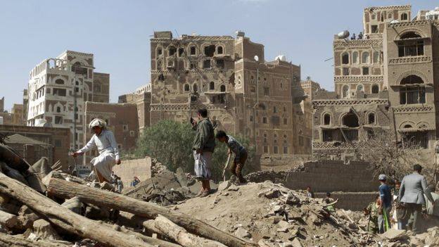 Condena FIP detención de dos periodistas en Yemen