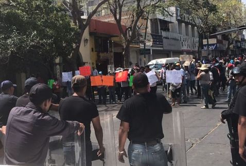 Protestan campesinos en Chiapas contra el alza de gasolina