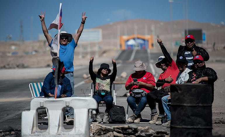 Finaliza huelga de trabajadores en mina de cobre en Chile
