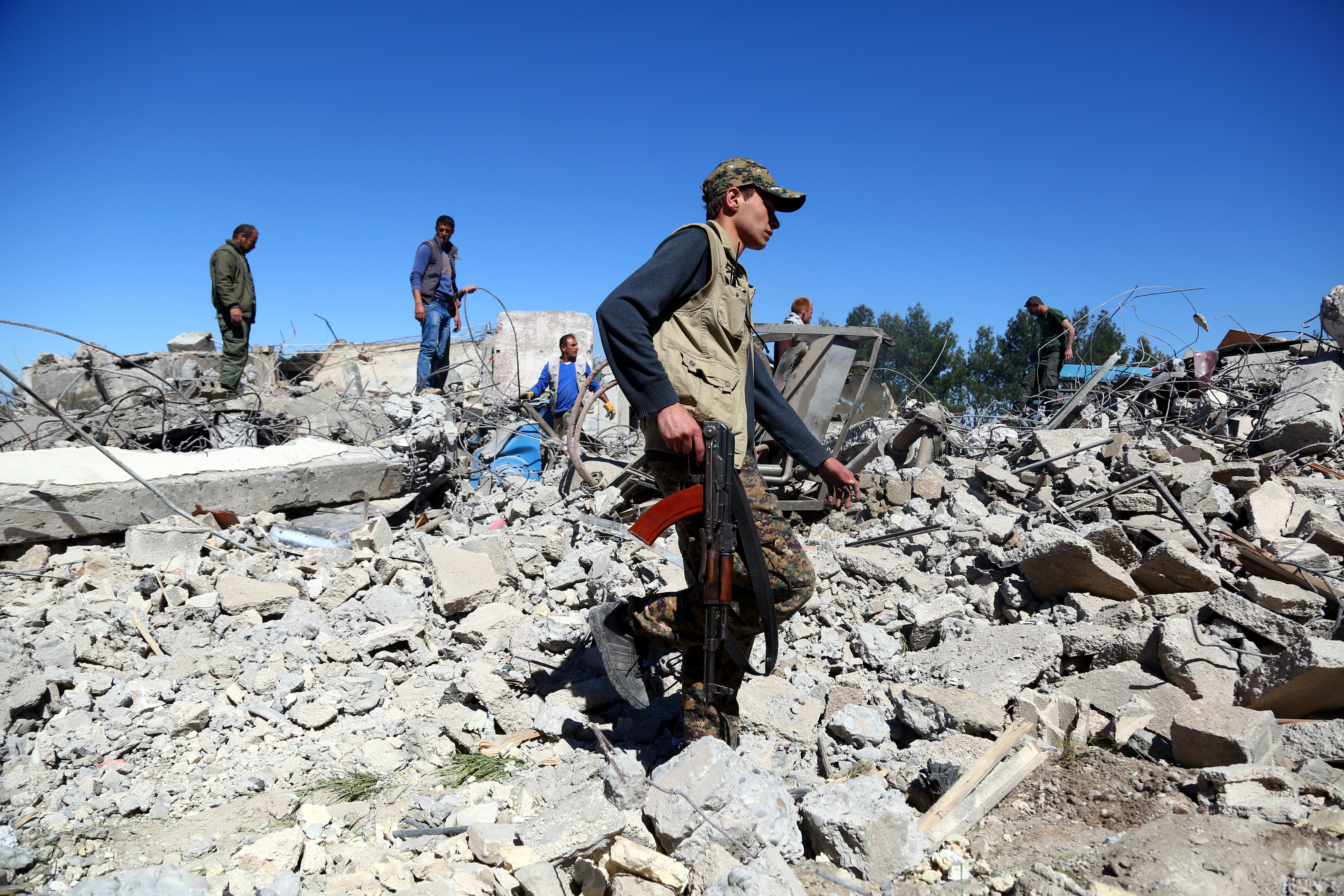 Bombardeo turco contra fuerzas kurdas deja 28 muertos