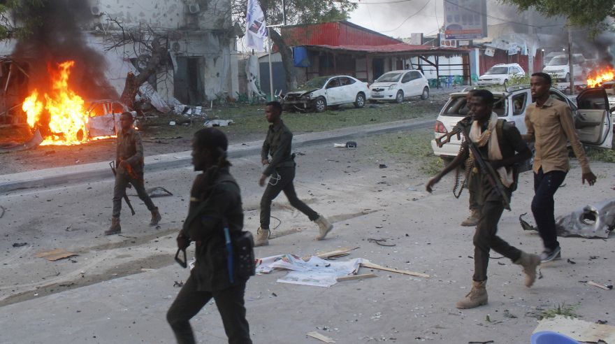 Deja siete muertos atentado con coche bomba en Mogadiscio