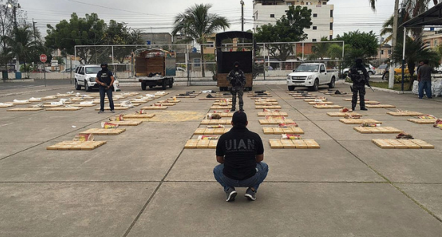 Decomisa Ecuador cinco toneladas de cocaína