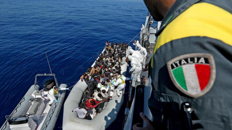 Rechazan funcionarios ley que concede nacionalidad italiana a hijos de refugiados