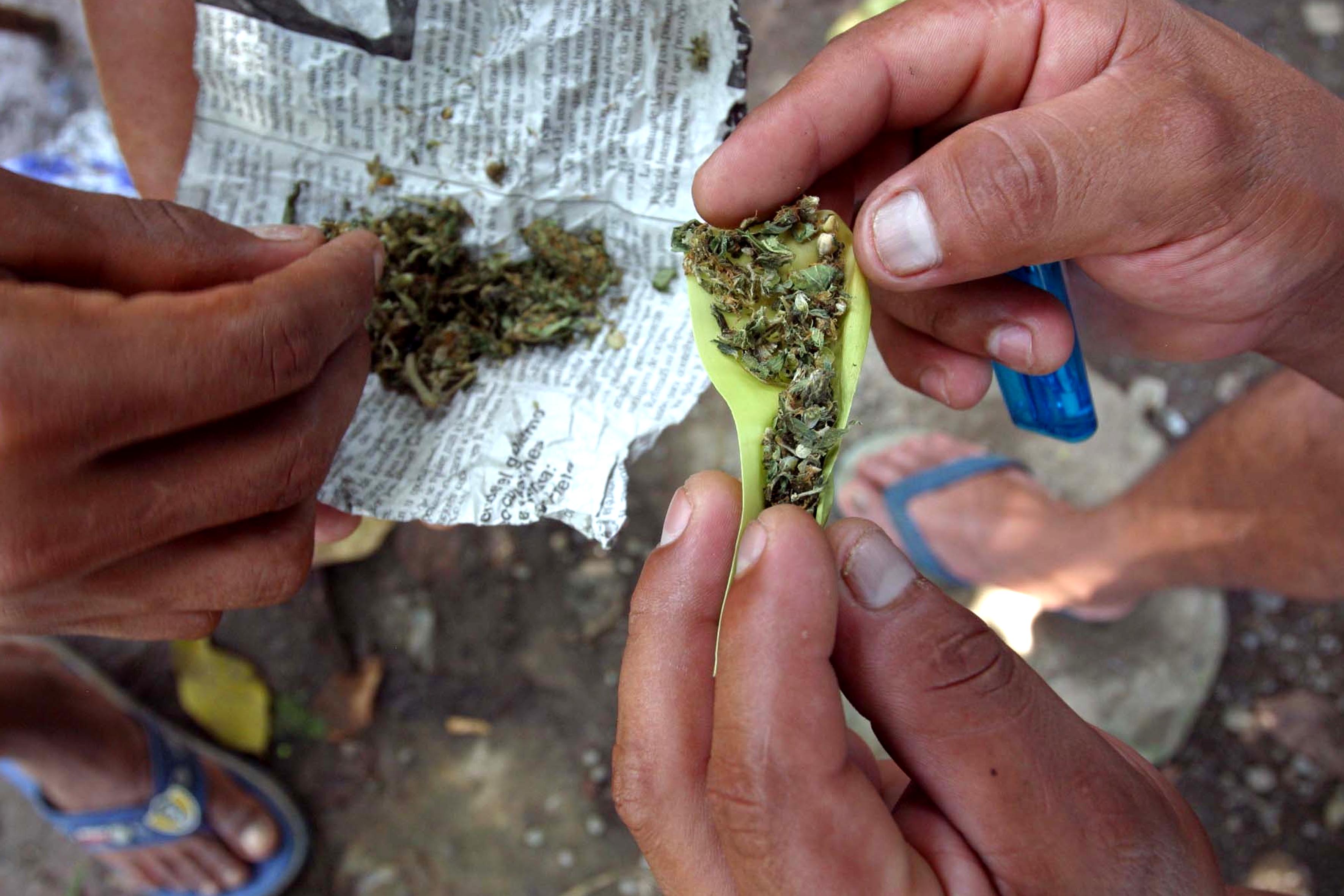 Aumenta el consumo de drogas en adolescentes en México