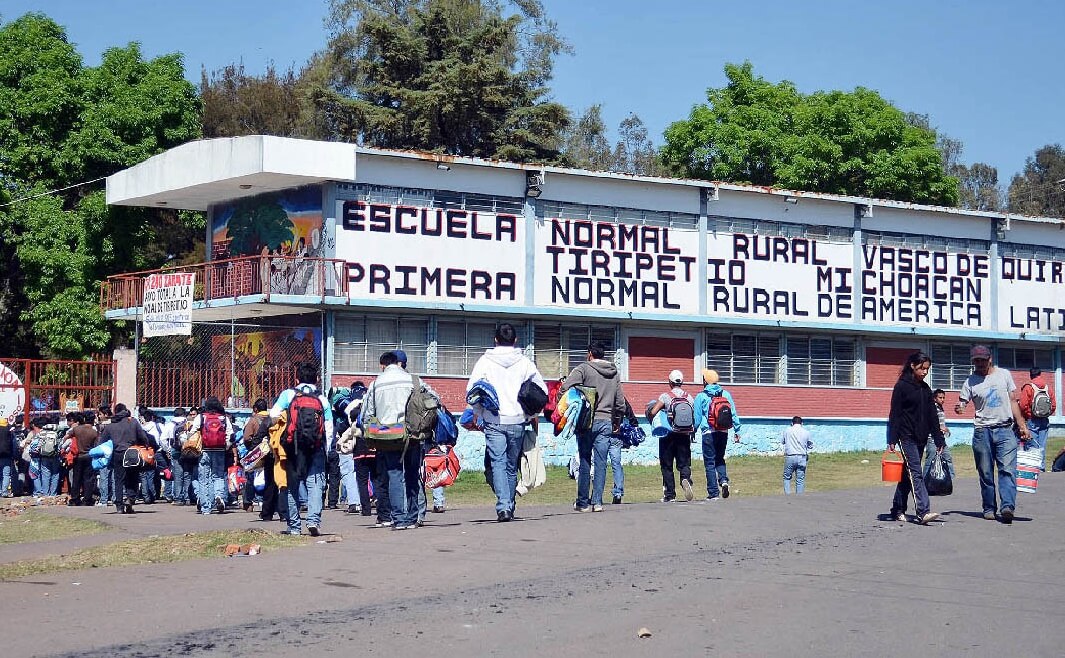 Exigen a PGJ investigación en la agresión contra normalistas de Michoacán