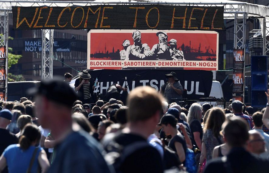 Intensas protestas en contra de cumbre G20 superan a fuerzas policiacas en Hamburgo