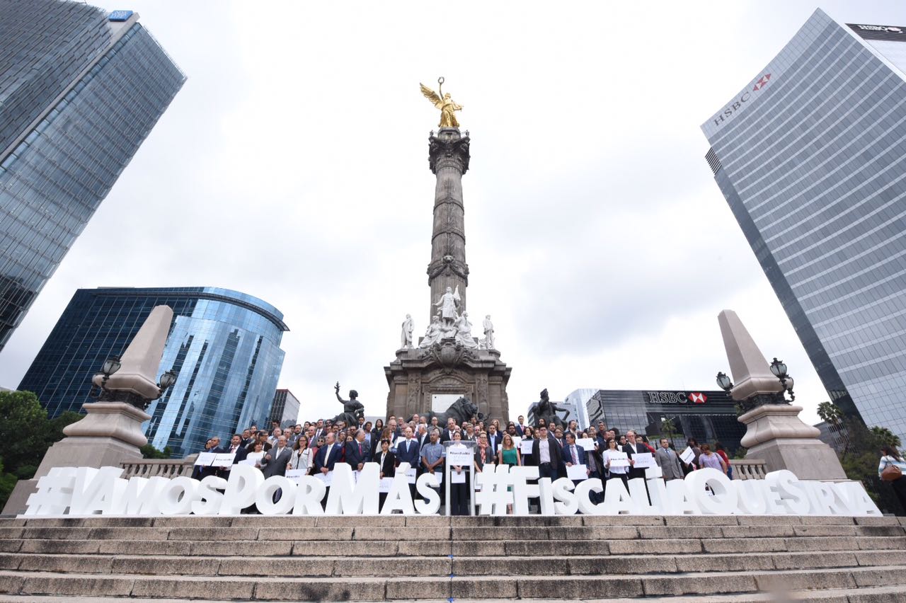 Presentan organizaciones sociales propuesta para evitar designación de Raúl Cervantes como fiscal