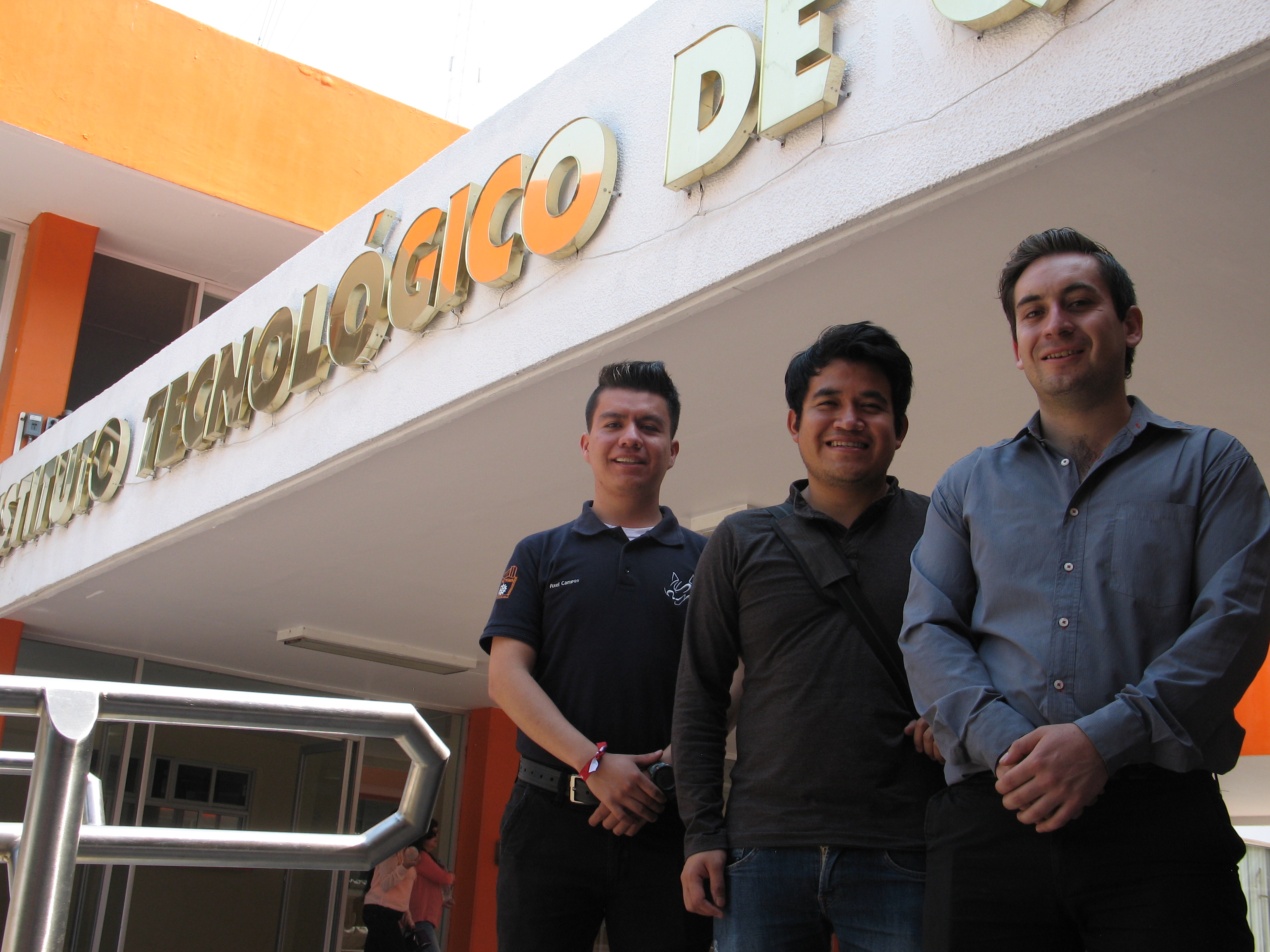 Participarán estudiantes de Querétaro en concurso internacional de Robótica en Colombia