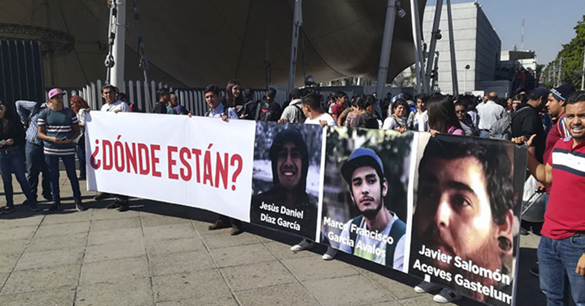 Protestan contra desaparición de estudiantes de cine en Guadalajara
