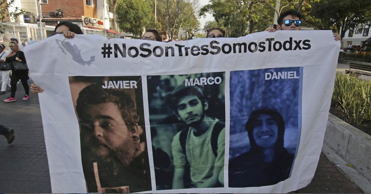 Protestan por presunto asesinato de tres estudiantes desaparecidos en Jalisco