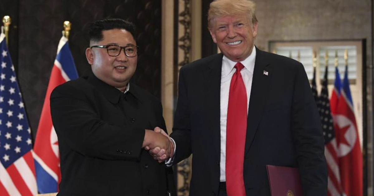 Acuerdan Kim Jong-un y Trump desnuclearización en histórica reunión