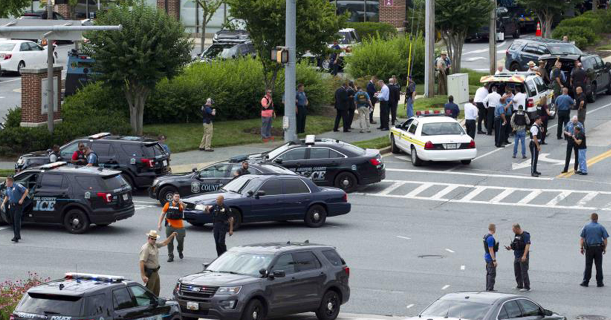 Deja al menos 5 muertos tiroteo en periódico de Maryland