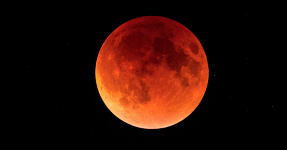 Llegó el eclipse lunar más largo del siglo XXI