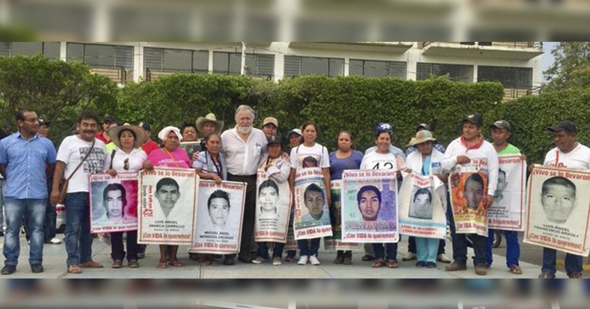 La gente de Iguala sí quiere ayudar en la búsqueda de nuestros hijos: padres de los 43