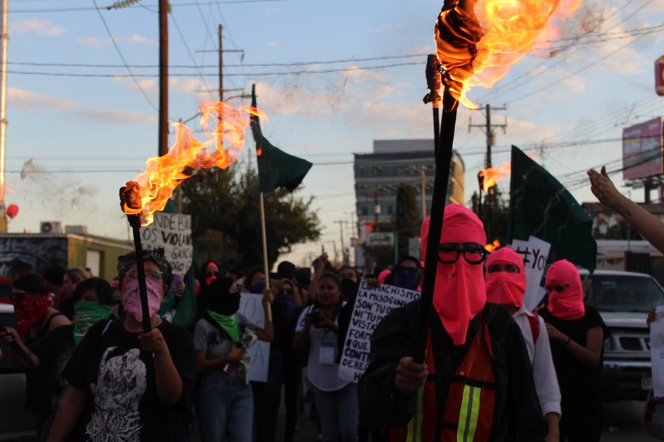 Los cuerpos no se tocan: marcha contra violencia sexual en la Universidad Autónoma de Ciudad Juárez