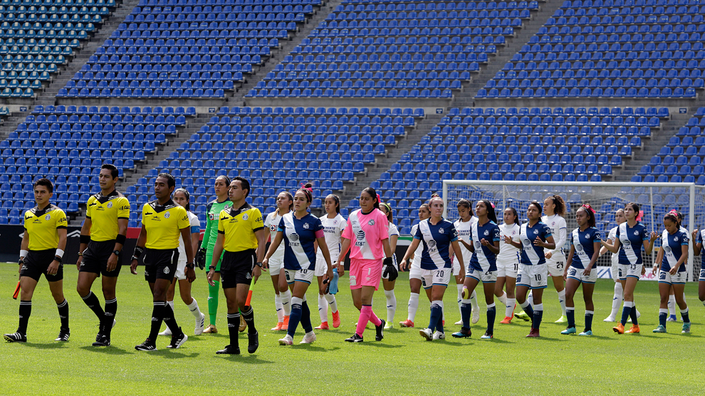 Acoso en la Liga Femenil MX: jugadoras de Puebla denuncian a árbitro, pero no hay sanción