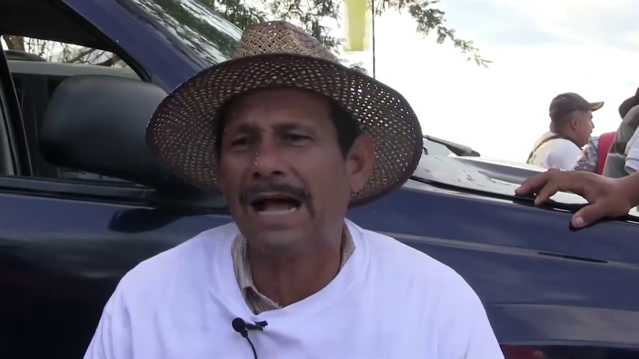 Michoacán: una lucha a muerte... por la vida. Parte 2. Reportaje de Rompeviento TV 5/2/14