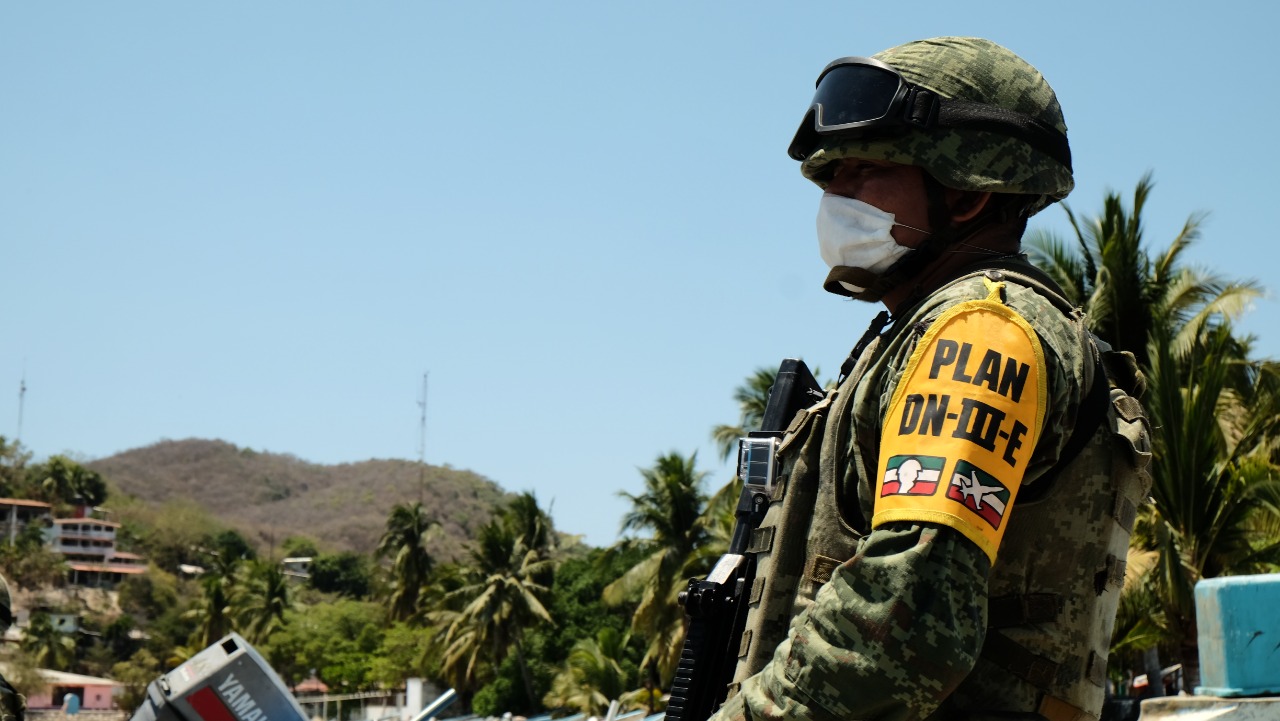 Guardia Nacional realiza operativo para cerrar playas por emergencia sanitaria