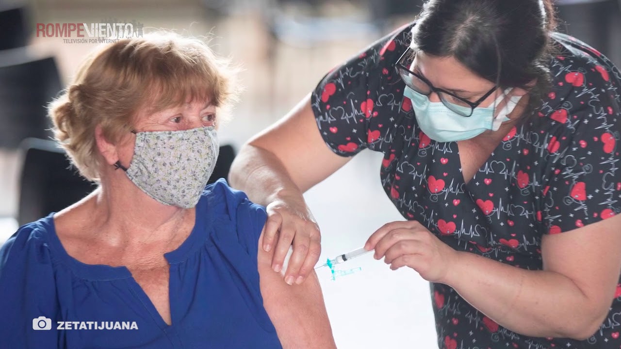 Inicia vacunación contra COVID-19 de adultos mayores/ Reemplazo de titular SEP- Noticias al MOMENTUM