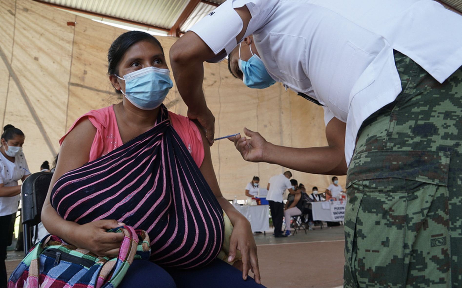 Vacunación masiva en la montaña de Guerrero